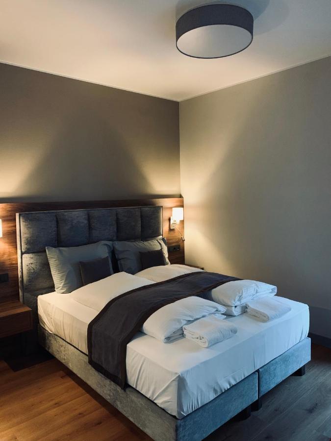 Intergroup Business & Design Hotel Ingolstadt Kosching Экстерьер фото